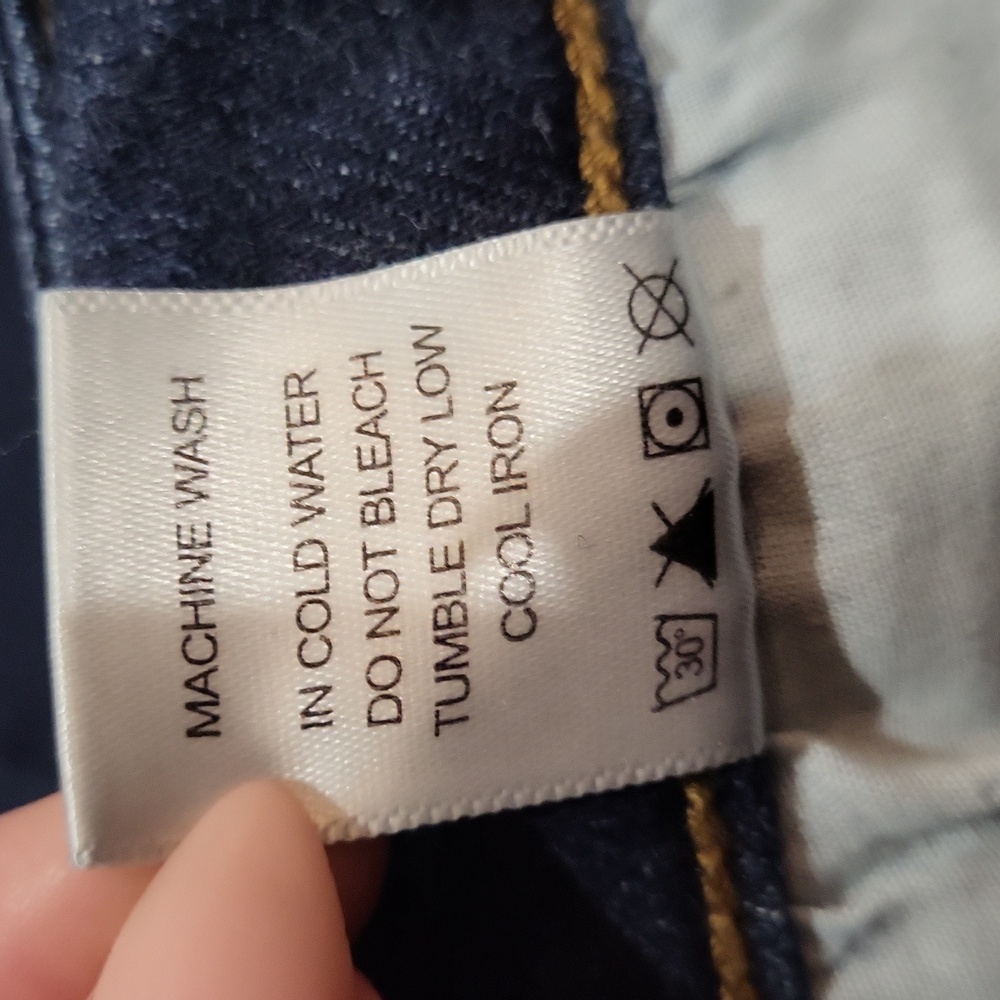 Judy Blue Jeans - Picture 11 of 11